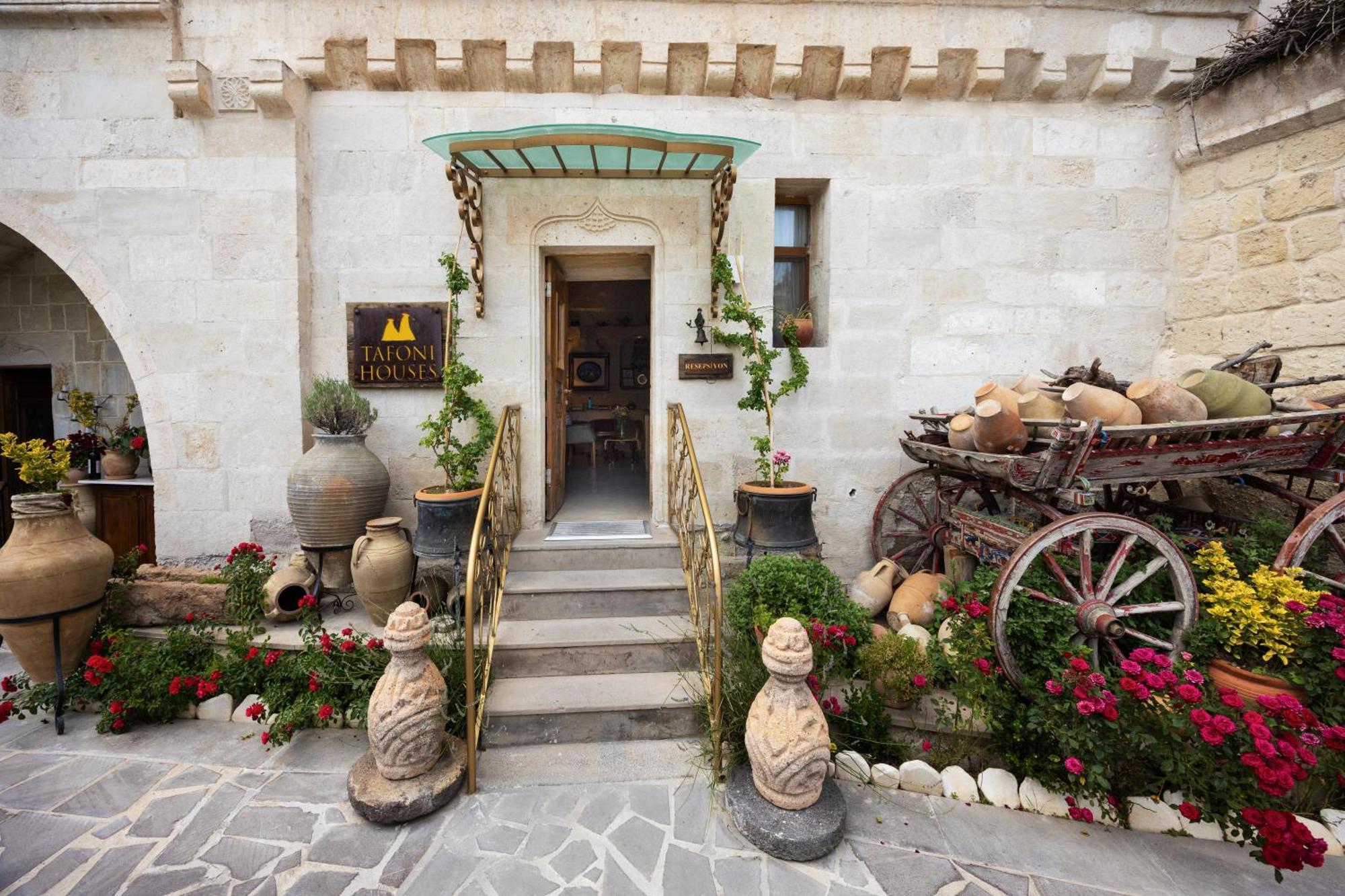 Tafoni Houses Cave Hotel Ortahisar Eksteriør bilde