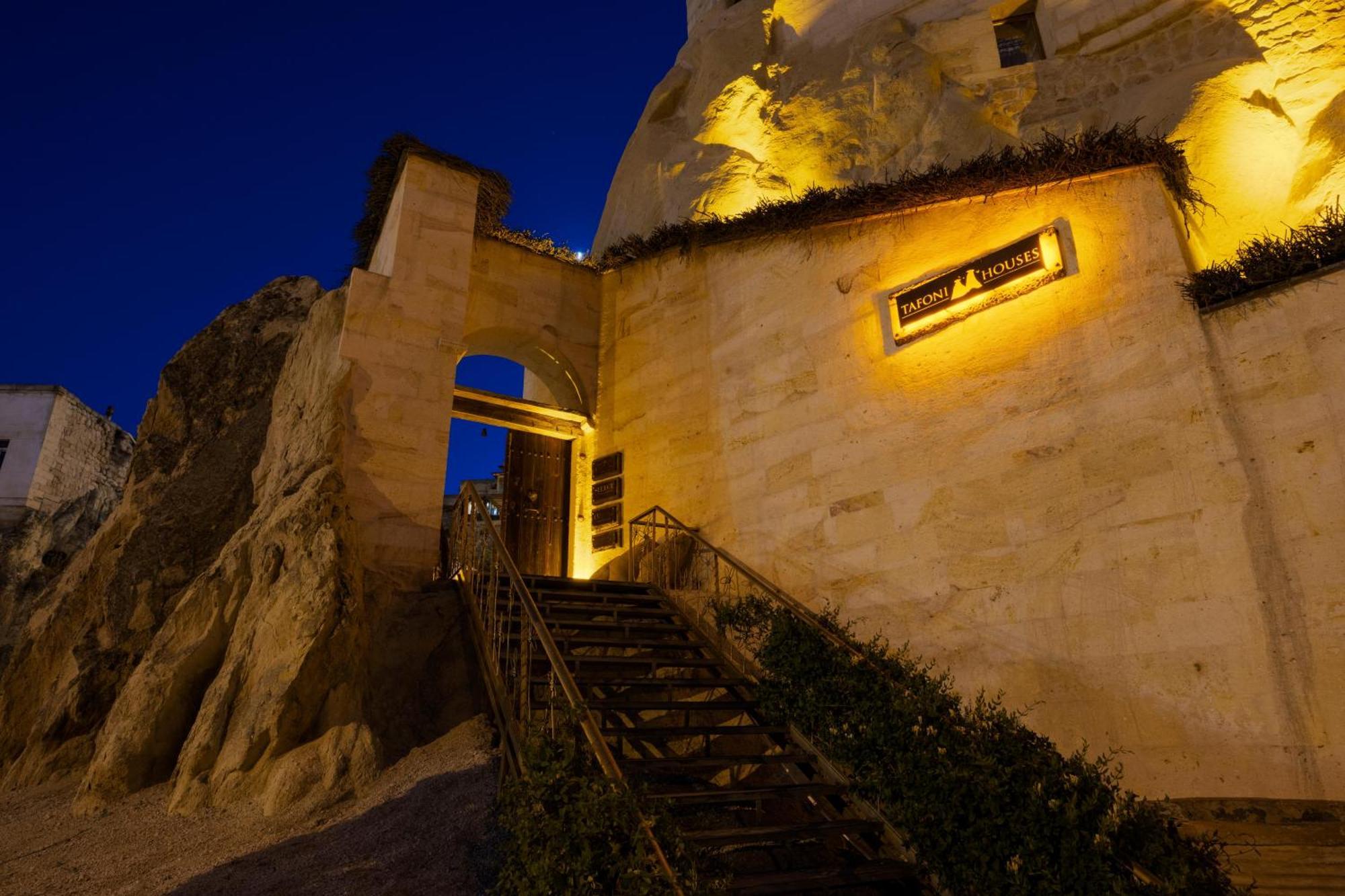 Tafoni Houses Cave Hotel Ortahisar Eksteriør bilde