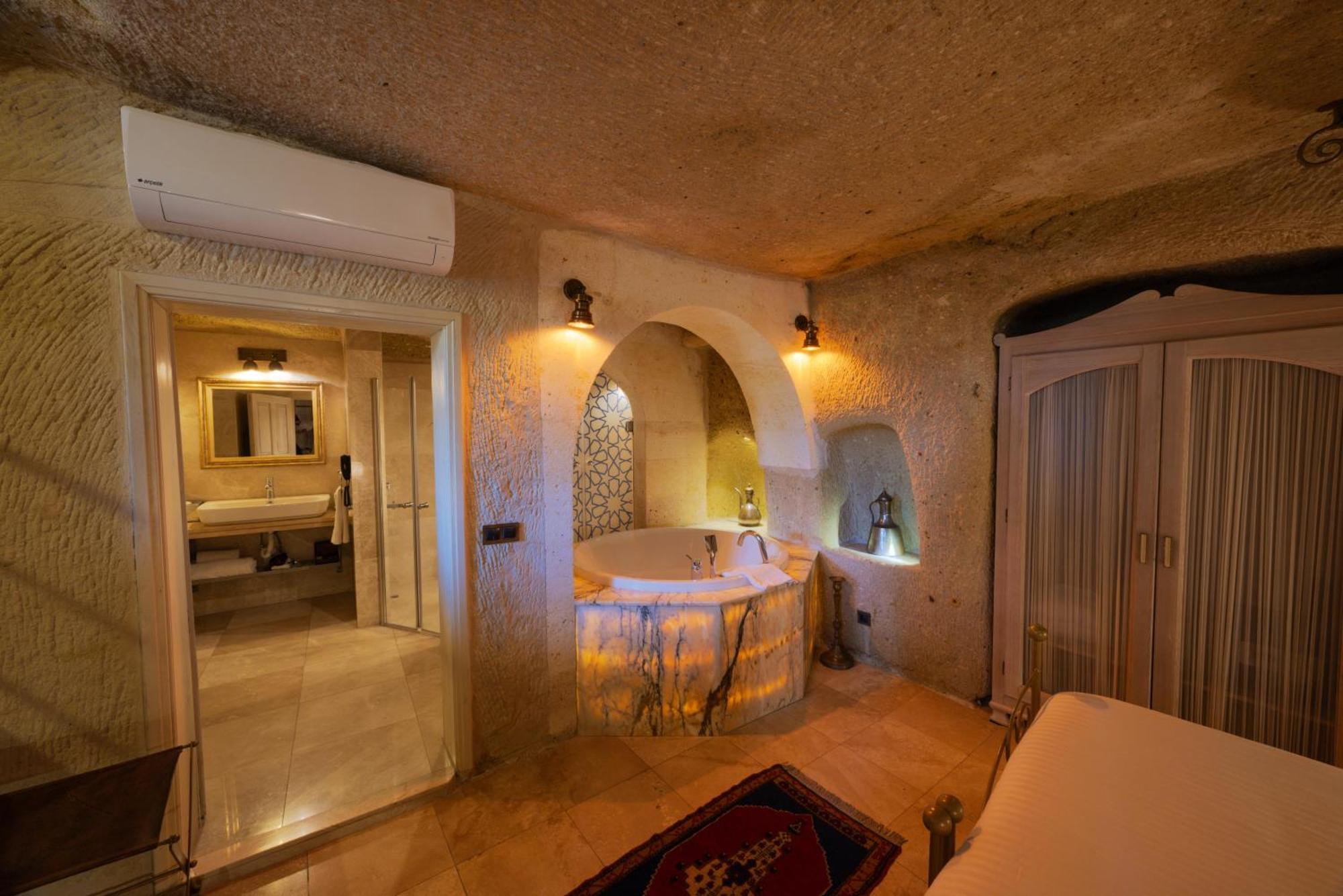 Tafoni Houses Cave Hotel Ortahisar Eksteriør bilde